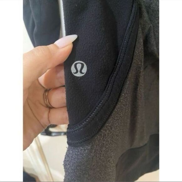Lululemon Zip Up Attached Hood Sweater Size 6 - Picture 5 of 9